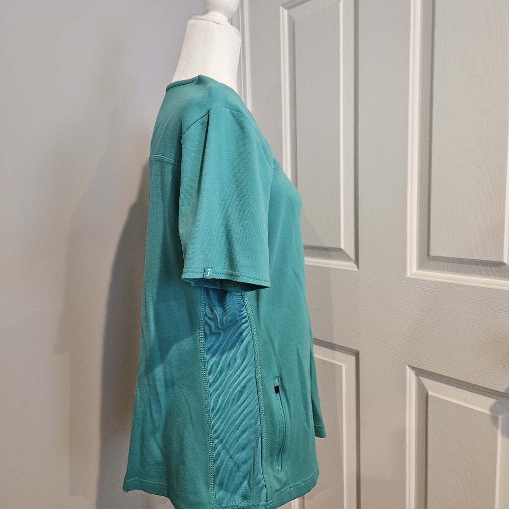 2-pocket side rib scrub top - Picture 3 of 5